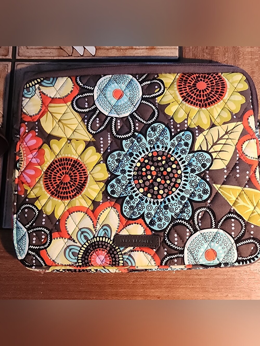 Vera Bradley 'Flower Power' Lot Of Electronic Zip Bag And Lunch Bag NOTe - Picture 2 of 16